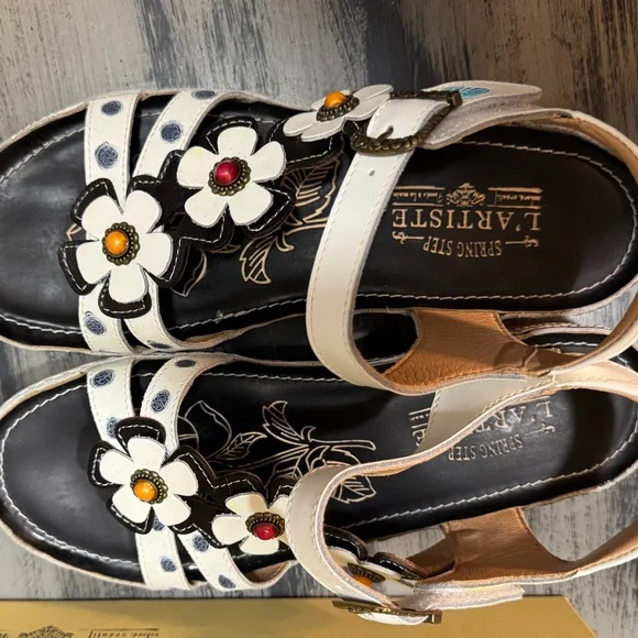 L'Artiste by Spring Step Women’s Goodie Ankle Strap Sandal With Floral Appliqué - Picture 14 of 16